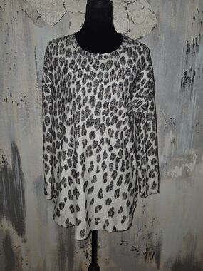 Westbound Ultra Soft & Cozy Cream and Black Leopard-Print Long Sleeve Sweater